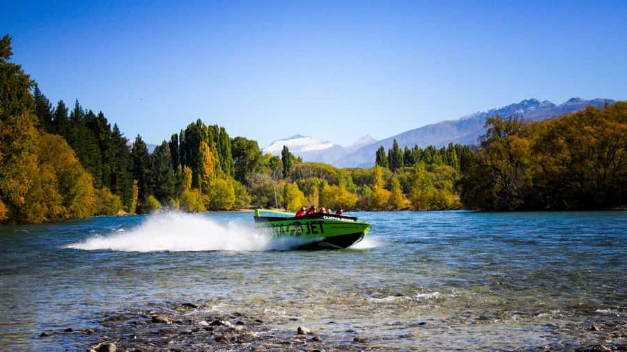 Wanaka: Jet Boat Ride on Clutha River - Why the scenery matters on an adrenaline ride