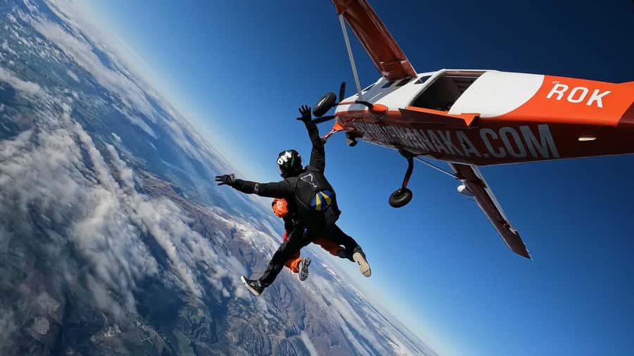Wanaka: Tandem Skydive Experience - The Freefall and Canopy Ride