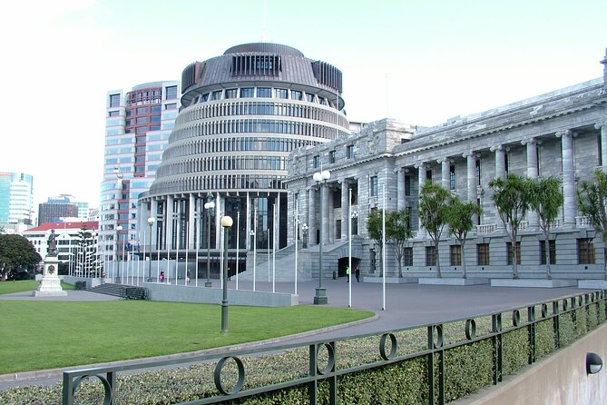 Wellington Shore Excursion City Sightseeing Tour - Thorndon, Parliament, and the Beehive
