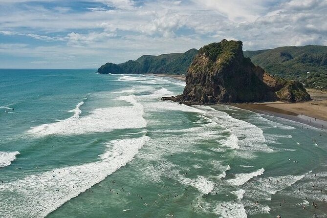 West Coast Discovery Tour - Guides who shape the day