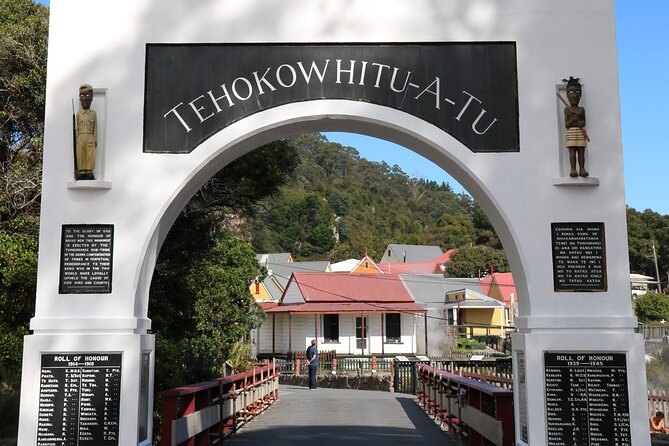 Whakarewarewa Village Guided Tour - What the one-hour guided walk includes