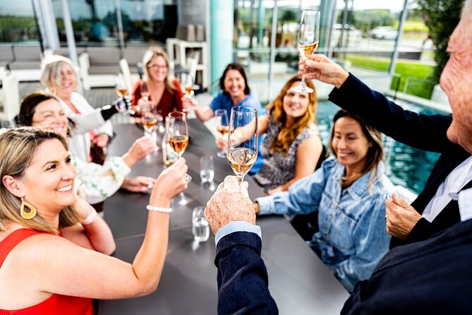 Wine & Sightseeing Cruise Tour 2.5hr | Award Winning Experience - What guides add to the experience