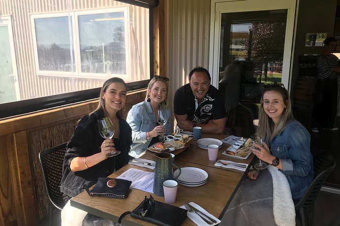 Wine Tour & Maori Culture Wanaka - Learning Māori culture from Joe