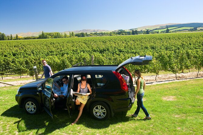 Wine trail and Christchurch City - Luxury, Small Group Tour - Lunch and local produce add substance